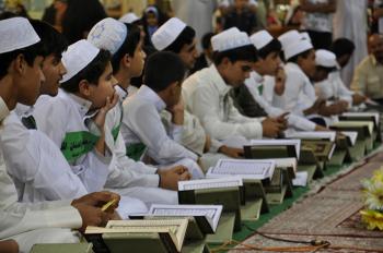 ضمن برنامج استضافة الدور والمؤسسات القرانية ..دار القران الكريم تقيم محفلا لقراء وحفاظ مؤسسة الحب والحنان القرانية