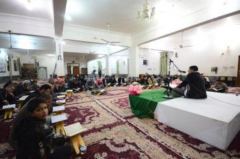ضمن برامجها القرآنية في الأقضية والنواحي ، دار القرآن الكريم تقيم محفلاً قرآنياً في قضاء المشخاب 